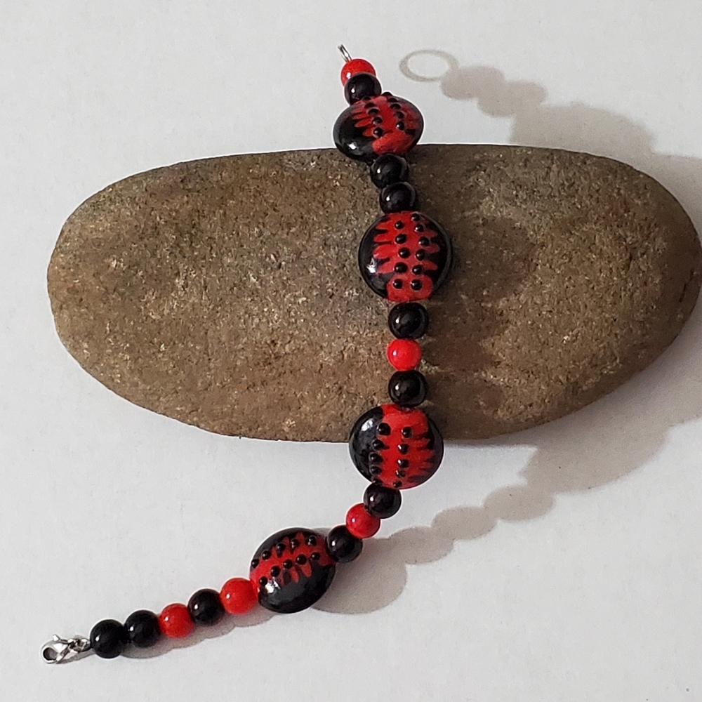 Vintage lampwork beads spider black widow bracelet AMAZING Czech